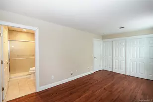 370 Rider Ave, Patchogue, NY 11772 - Photo 21