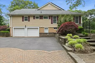 42 McLane Dr, Dix Hills, NY 11746 - Photo 31
