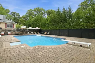 42 McLane Dr, Dix Hills, NY 11746 - Photo 33