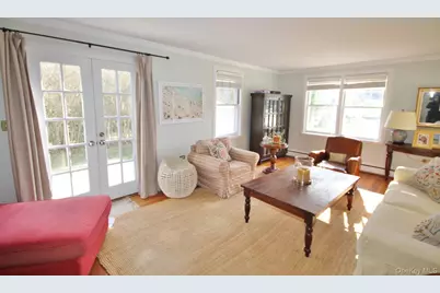 45 Cooper Street, Southampton, NY 11968 - Photo 5