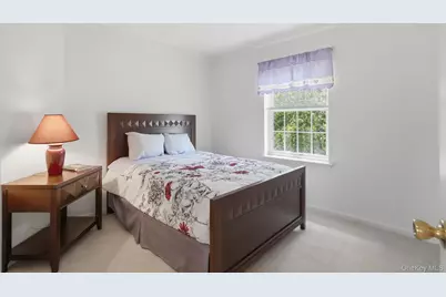 2 Gatehouse Place, Walden, NY 12586 - Photo 33