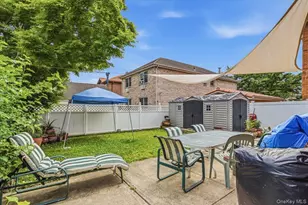 215-34 40th Ave, Bayside, NY 11361 - Photo 29