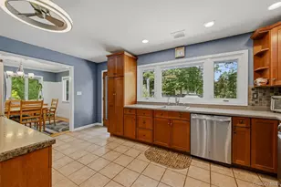6 Biret Dr, Airmont, NY 10952 - Photo 9