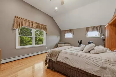 6 Biret Drive, Airmont, NY 10952 - Photo 11