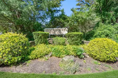200 Lake Pointe Circle #200, Middle Island, NY 11953 - Photo 3