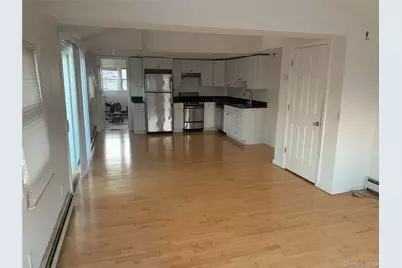 2A Bayview Avenue E, Lindenhurst, NY 11757 - Photo 1