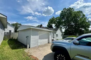 121 Brookline Ave, Middletown, NY 10940 - Photo 3
