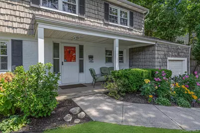28 Harriet Lane, Huntington, NY 11743 - Photo 25