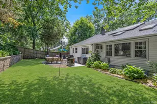 28 Harriet Ln, Huntington, NY 11743 - Photo 19