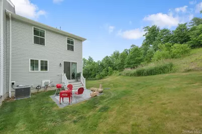 4048 Chestnut Ridge Road, Fishkill, NY 12524 - Photo 47