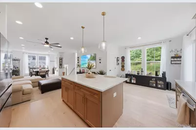 4048 Chestnut Ridge Road, Fishkill, NY 12524 - Photo 21