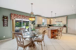 6 Westover Ct, Shoreham, NY 11786 - Photo 17