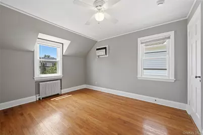 63 Andrew Street, Manhasset, NY 11030 - Photo 19