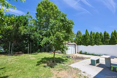 1010 Polk Avenue, Franklin Square, NY 11010 - Photo 15