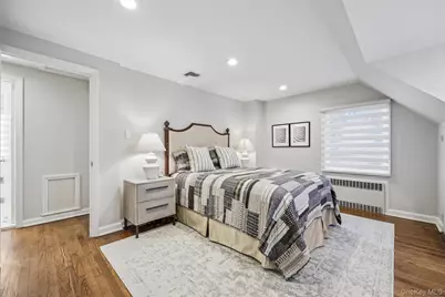 1660 Fenimore Road, Hewlett, NY 11557 - Photo 25