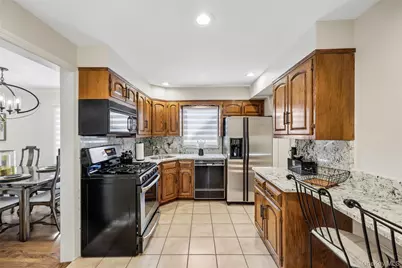 1660 Fenimore Road, Hewlett, NY 11557 - Photo 15