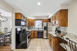 1660 Fenimore Rd, Hewlett, NY 11557 - Photo 15