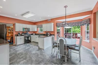 191 Natures Lane, Miller Place, NY 11764 - Photo 7