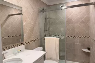 12 Harbour Ln, Oyster Bay, NY 11771 - Photo 5
