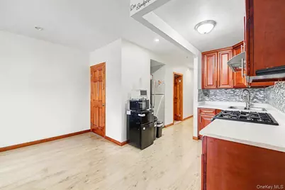 57-50 Granger St SW #3A, Corona, NY 11368 - Photo 7