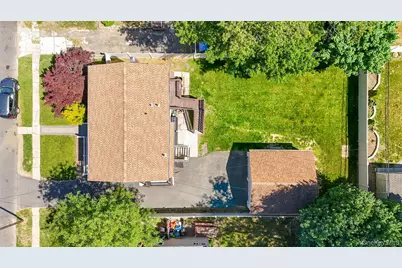 7 Penndale Drive, Amityville, NY 11701 - Photo 7