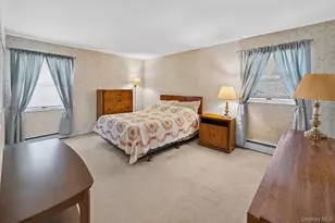 261 Hallock Rd, Stony Brook, NY 11790 - Photo 7
