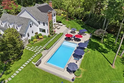 77 Mud Road, Setauket, NY 11733 - Photo 3