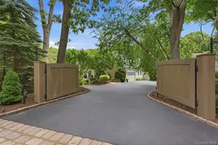 77 Mud Rd, Setauket, NY 11733 - Photo 49