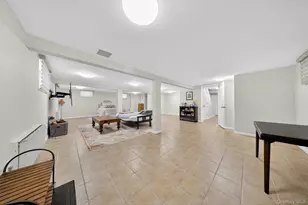 146-24 Bayside Ave, Flushing, NY 11354 - Photo 21