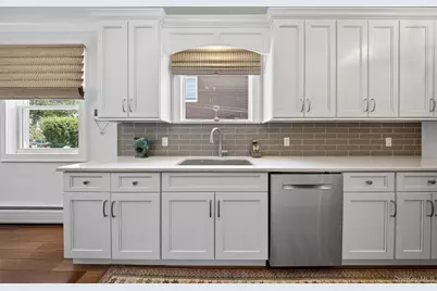 146-24 Bayside Avenue, Flushing, NY 11354 - Photo 13