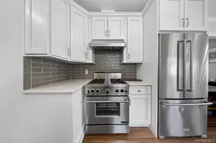 146-24 Bayside Ave, Flushing, NY 11354 - Photo 13