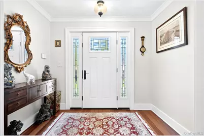 146-24 Bayside Avenue, Flushing, NY 11354 - Photo 7