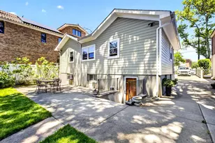 146-24 Bayside Ave, Flushing, NY 11354 - Photo 27