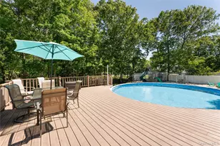 4 Redbud Ct, Middle Island, NY 11953 - Photo 31