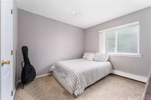 4 Redbud Ct, Middle Island, NY 11953 - Photo 21