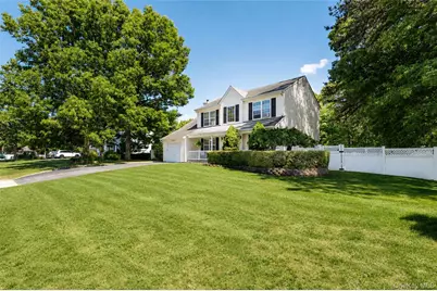 4 Redbud Court, Middle Island, NY 11953 - Photo 35