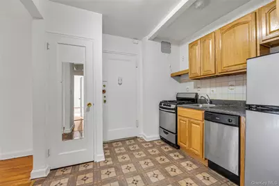 9963 66 Avenue #2-B, Rego Park, NY 11374 - Photo 5