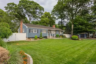 30 Marbeth Cir, Miller Place, NY 11764 - Photo 5