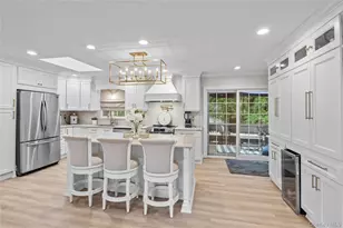 30 Marbeth Cir, Miller Place, NY 11764 - Photo 9