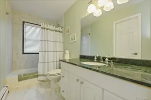 32 Scenic Hills Dr, Ridge, NY 11961 - Photo 23