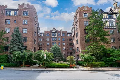 2 Westchester Avenue #2N, White Plains, NY 10601 - Photo 1