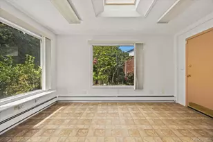 228 Robby Ln, Manhasset Hills, NY 11040 - Photo 25
