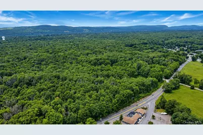 575 Creek Road #5A, Poughkeepsie, NY 12601 - Photo 5