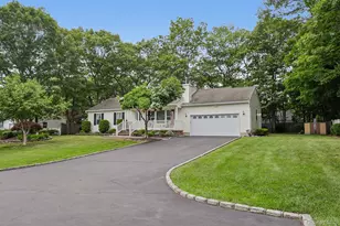 42 Apex Dr, Coram, NY 11727 - Photo 33