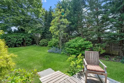 16 Ocean Avenue, Patchogue, NY 11772 - Photo 21