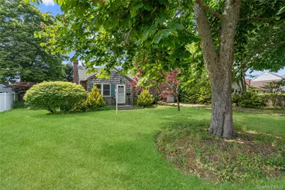 16 Ocean Avenue, Patchogue, NY 11772 - Photo 3