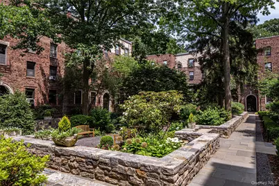 64 Sagamore Road #F3, Bronxville, NY 10708 - Photo 3