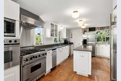 162 Dune Road, Quogue, NY 11959 - Photo 9