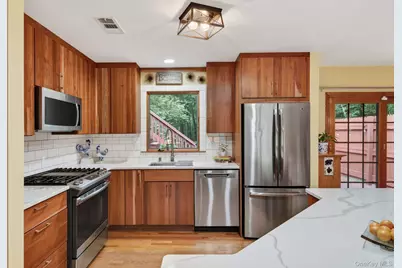 11 Mary Lou Lane, Shokan, NY 12481 - Photo 5