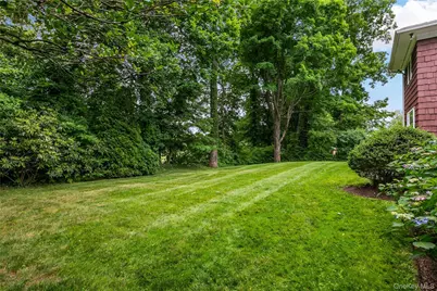16 Meadow Road, Scarsdale, NY 10583 - Photo 35